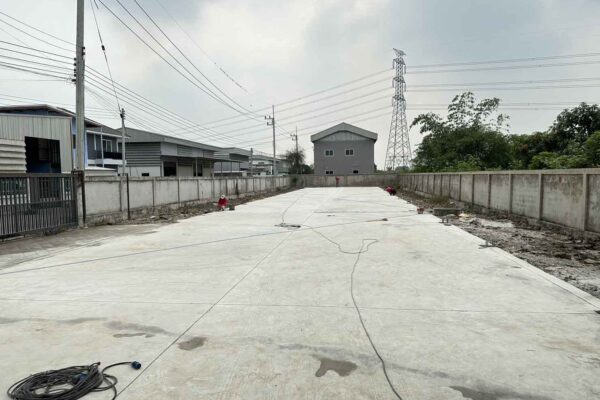 Construction Contractor (129)