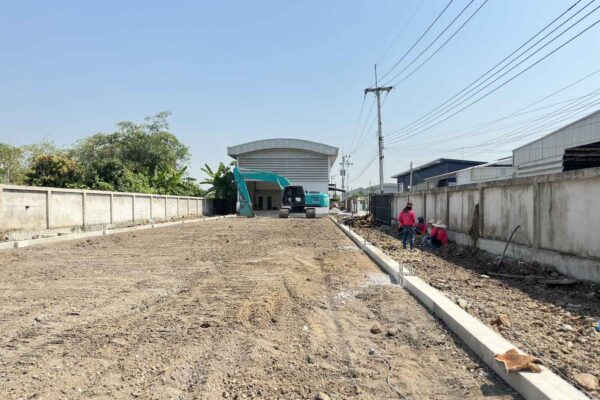 Construction Contractor (142)