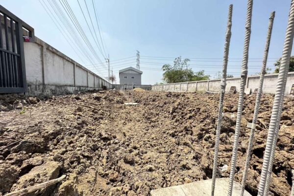 Construction Contractor (206)