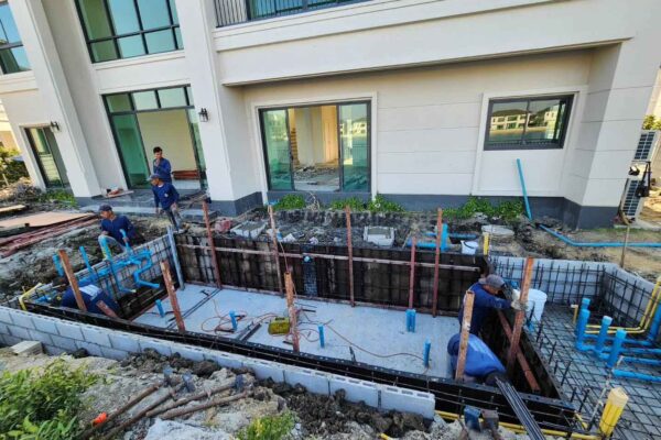 Construction Contractor (23)