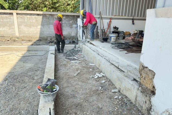 Construction Contractor (94)