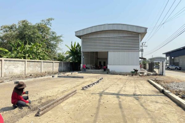 Construction Contractor (97)