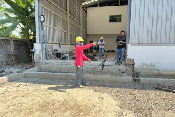Construction Contractor (98)