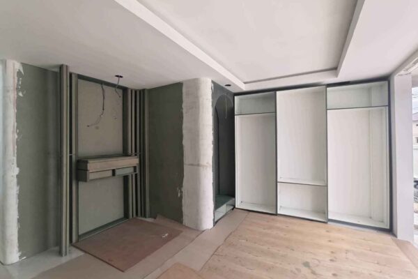 Interior Decoration (225)